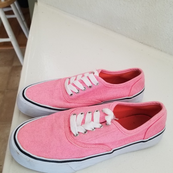 Shoes - Picture 2 of 2